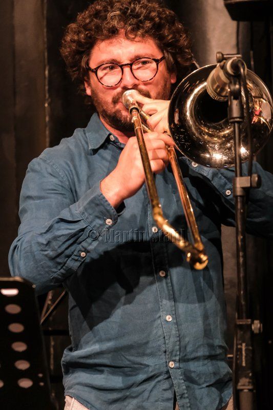 ISLA DORADA au Jazz Club de Grenoble - Martin Stahl ISLA DORADA au Jazz Club de Grenoble